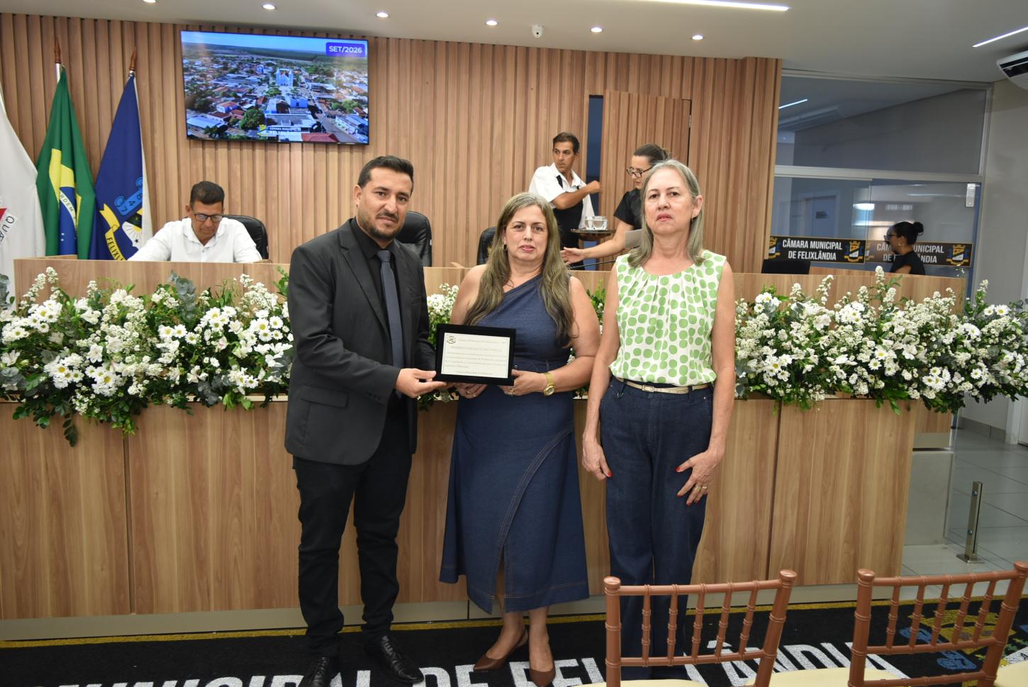 Reinauguração da Câmara Municipal de Felixlândia com um sucesso 