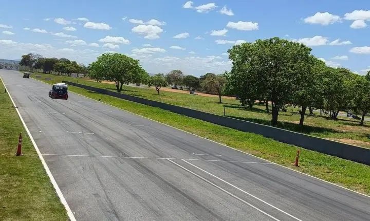 Acelerando com os Brutos da Copa Truck, evento este ocorrido em Curvelo 