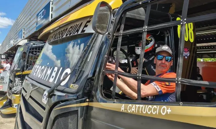 Acelerando com os Brutos da Copa Truck, evento este ocorrido em Curvelo 