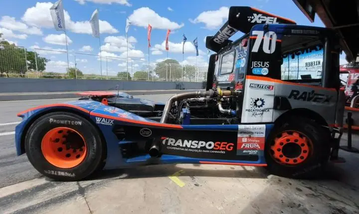 Acelerando com os Brutos da Copa Truck, evento este ocorrido em Curvelo 