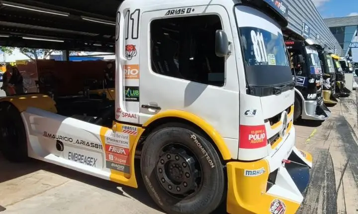 Acelerando com os Brutos da Copa Truck, evento este ocorrido em Curvelo 