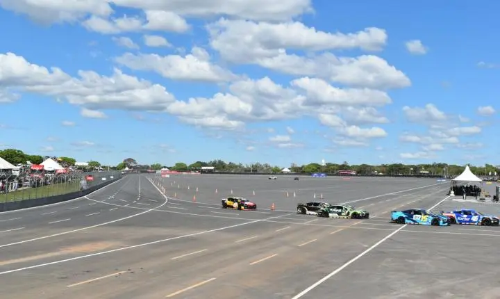 Copa Nascar em Curvelo sempre um show de velocidade e grandes emoções 