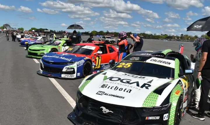 Copa Nascar em Curvelo sempre um show de velocidade e grandes emoções 