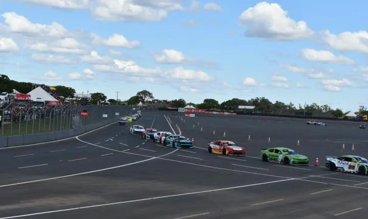 Copa Nascar em Curvelo sempre um show de velocidade e grandes emoções 