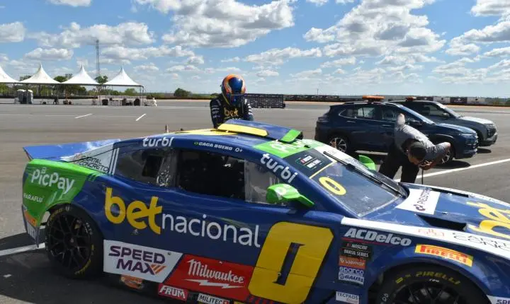 Copa Nascar em Curvelo sempre um show de velocidade e grandes emoções 