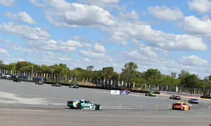 Copa Nascar em Curvelo sempre um show de velocidade e grandes emoções 