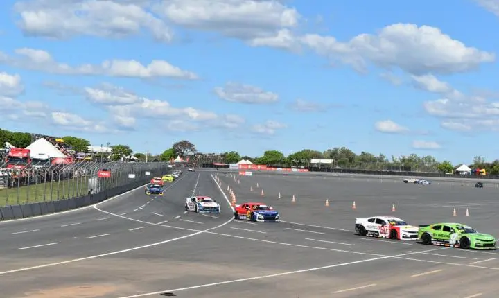 Copa Nascar em Curvelo sempre um show de velocidade e grandes emoções 