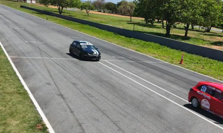 Copa Turismo em Curvelo sempre grandes emoções e ultrapassagens de arrepiar 