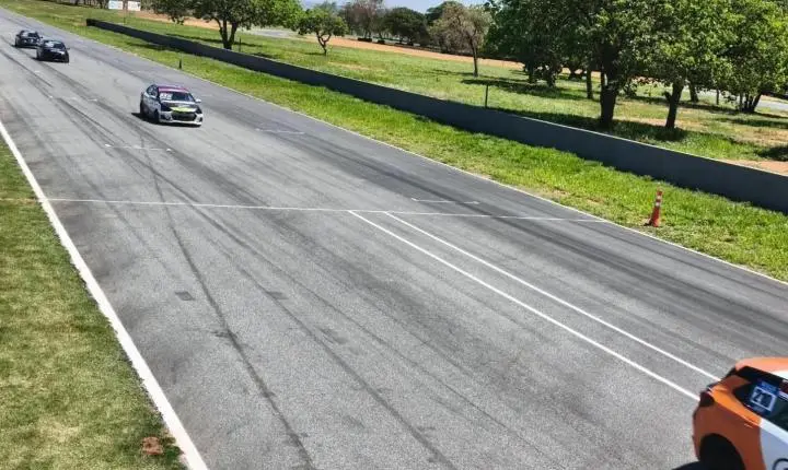 Copa Turismo em Curvelo sempre grandes emoções e ultrapassagens de arrepiar 