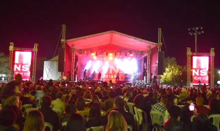 Show de DINO FONSECA em Curvelo foi um sucesso 