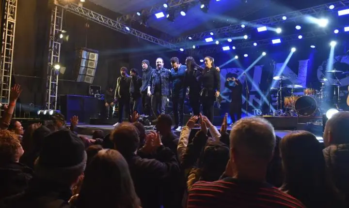 Show de DINO FONSECA em Curvelo foi um sucesso 