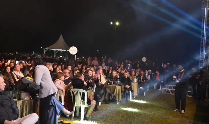 Show de DINO FONSECA em Curvelo foi um sucesso 