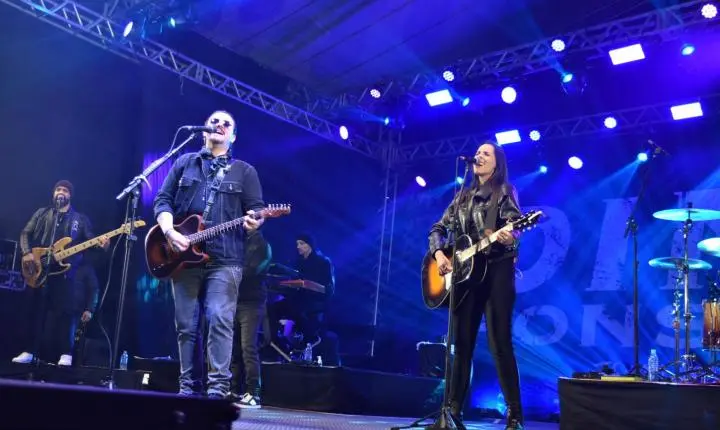 Show de DINO FONSECA em Curvelo foi um sucesso 