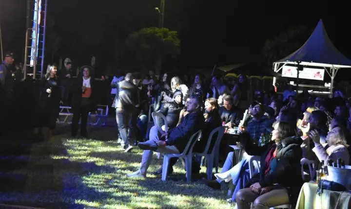 Show de DINO FONSECA em Curvelo foi um sucesso 