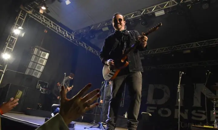 Show de DINO FONSECA em Curvelo foi um sucesso 