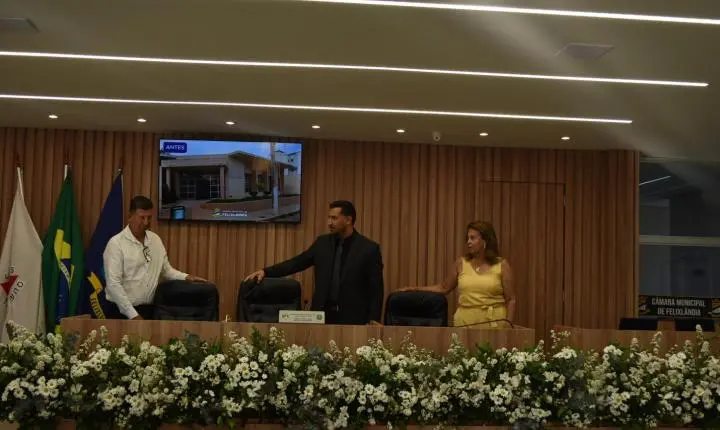 Reinauguração da Câmara Municipal de Felixlândia com um sucesso 