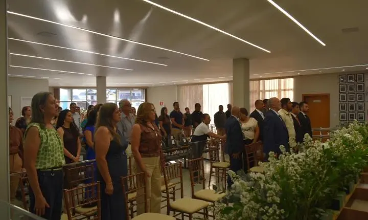 Reinauguração da Câmara Municipal de Felixlândia com um sucesso 