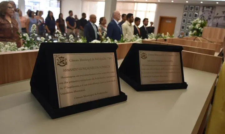 Reinauguração da Câmara Municipal de Felixlândia com um sucesso 
