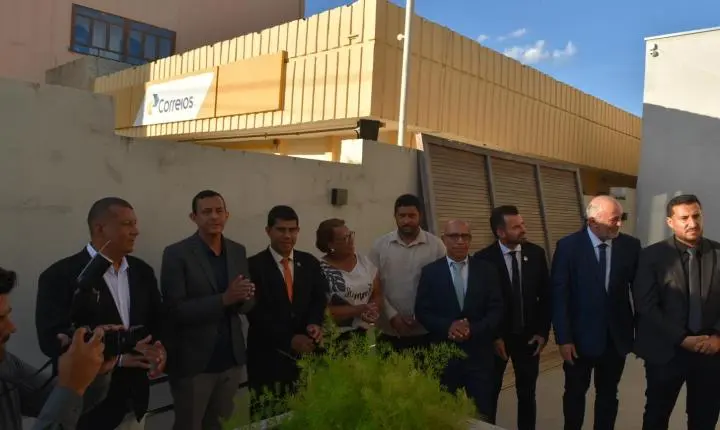 Reinauguração da Câmara Municipal de Felixlândia com um sucesso 