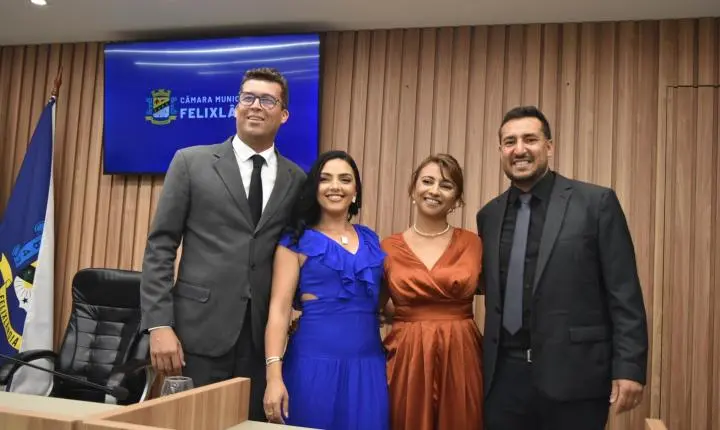 Reinauguração da Câmara Municipal de Felixlândia com um sucesso 