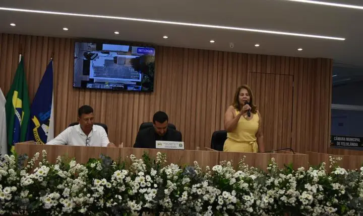 Reinauguração da Câmara Municipal de Felixlândia com um sucesso 