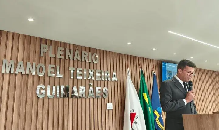 Reinauguração da Câmara Municipal de Felixlândia com um sucesso 