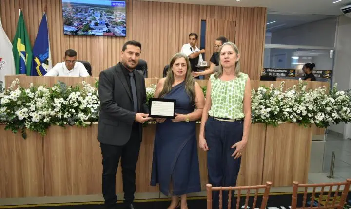 Reinauguração da Câmara Municipal de Felixlândia com um sucesso 
