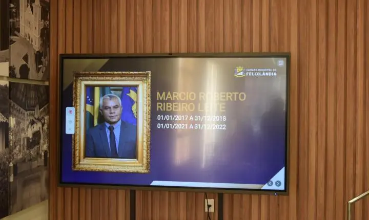 Reinauguração da Câmara Municipal de Felixlândia com um sucesso 