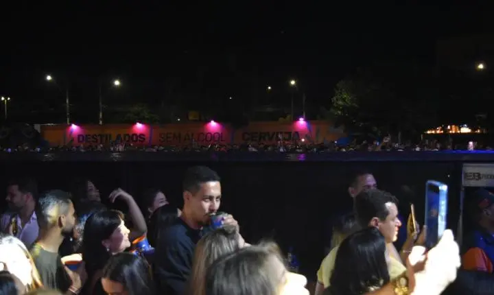 Show de Sorriso Maroto em Curvelo um sucesso e muito romantismo 