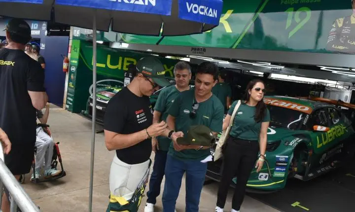Stock Car passou por Curvelo e a adrenalina sempre em alta com muitas emoções 