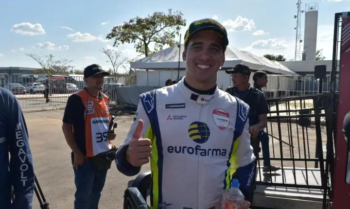 Stock Car passou por Curvelo e a adrenalina sempre em alta com muitas emoções 