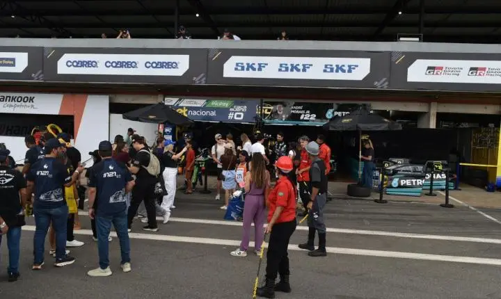 Stock Car passou por Curvelo e a adrenalina sempre em alta com muitas emoções 