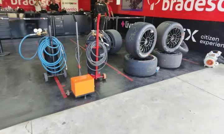 Stock Car passou por Curvelo e a adrenalina sempre em alta com muitas emoções 