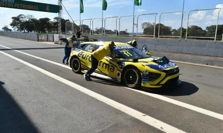Stock Car passou por Curvelo e a adrenalina sempre em alta com muitas emoções 