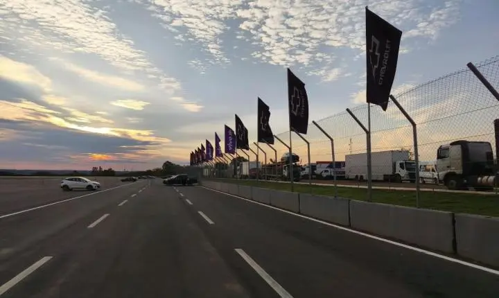 Stock Car passou por Curvelo e a adrenalina sempre em alta com muitas emoções 