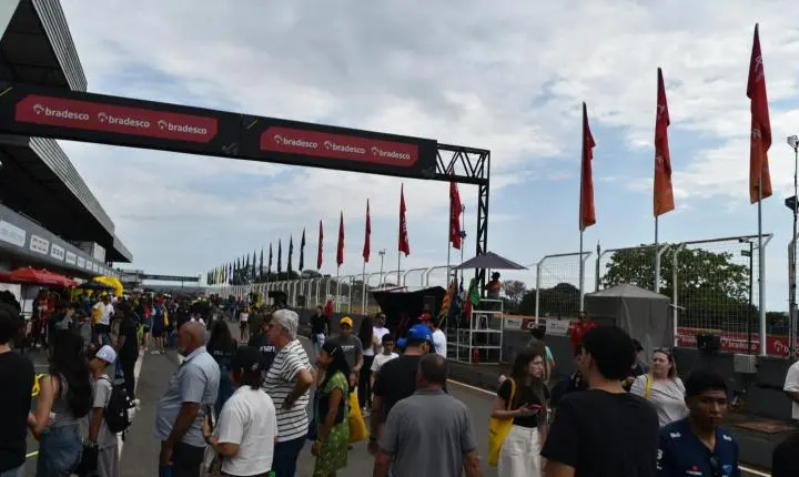 Stock Car passou por Curvelo e a adrenalina sempre em alta com muitas emoções 