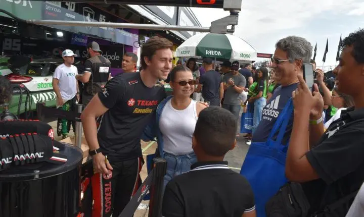 Stock Car passou por Curvelo e a adrenalina sempre em alta com muitas emoções 