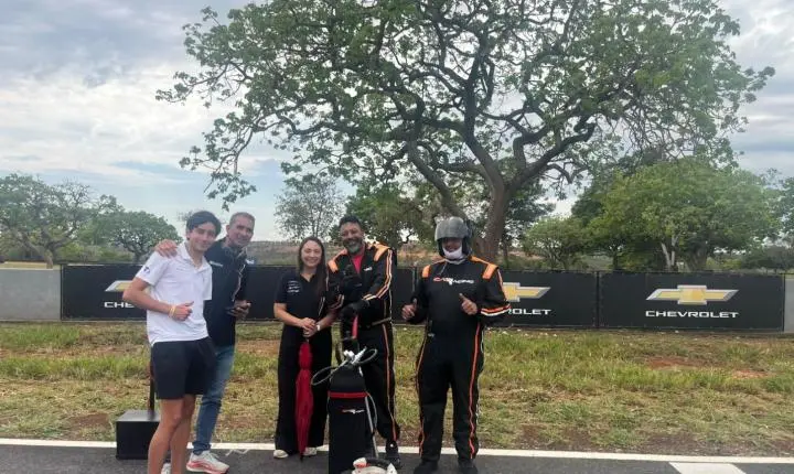 Stock Car passou por Curvelo e a adrenalina sempre em alta com muitas emoções 